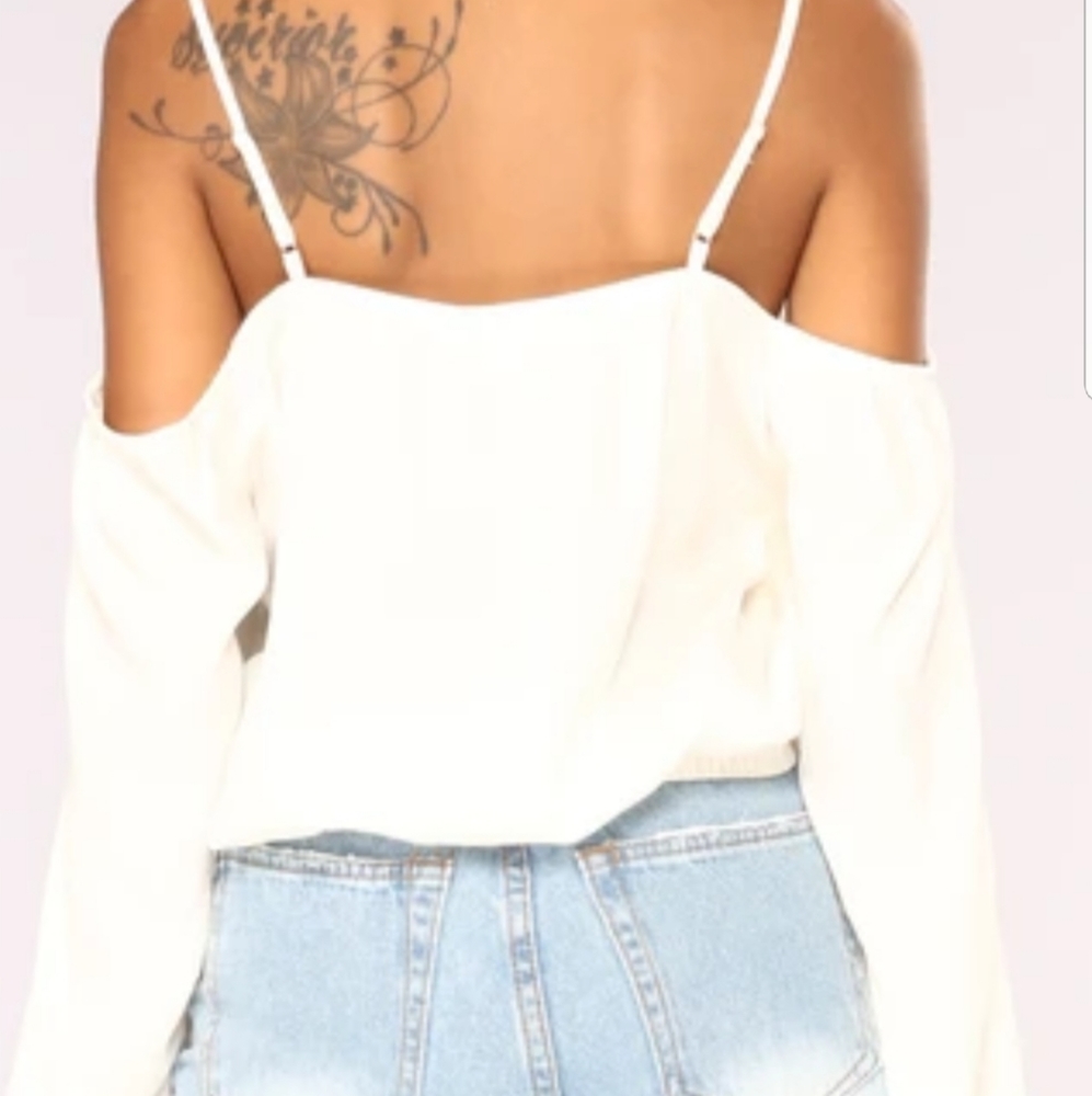 Ivory top - Picture 3 of 3